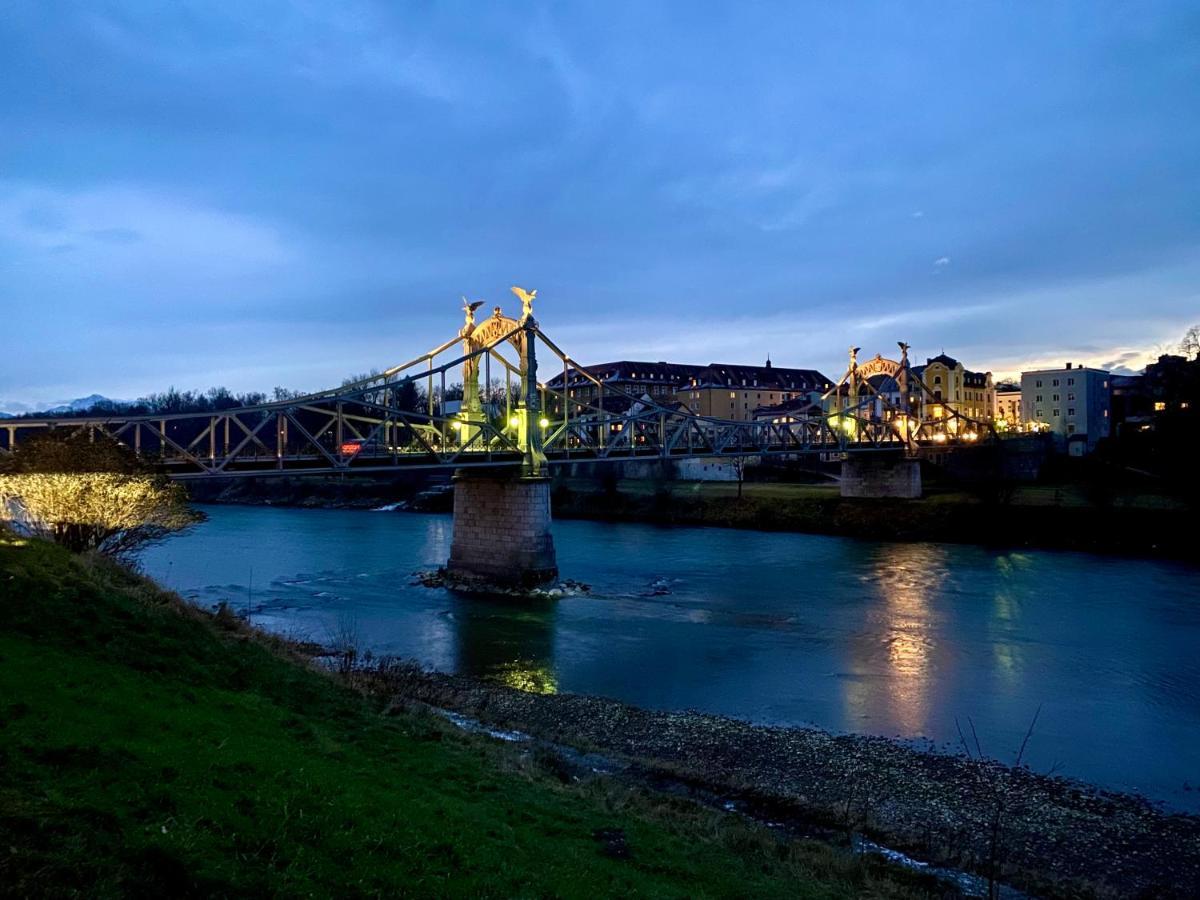 Ferienwohnung An Der Idyllischen Salzachschleife Naehe Salzburg Лауфен Экстерьер фото